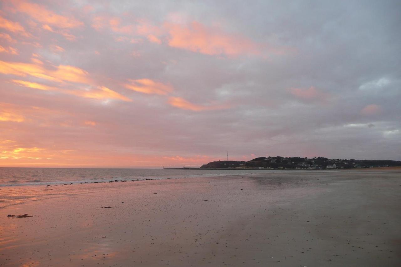 Les Chambres Des Gites Des Isles Barneville-Carteret Esterno foto