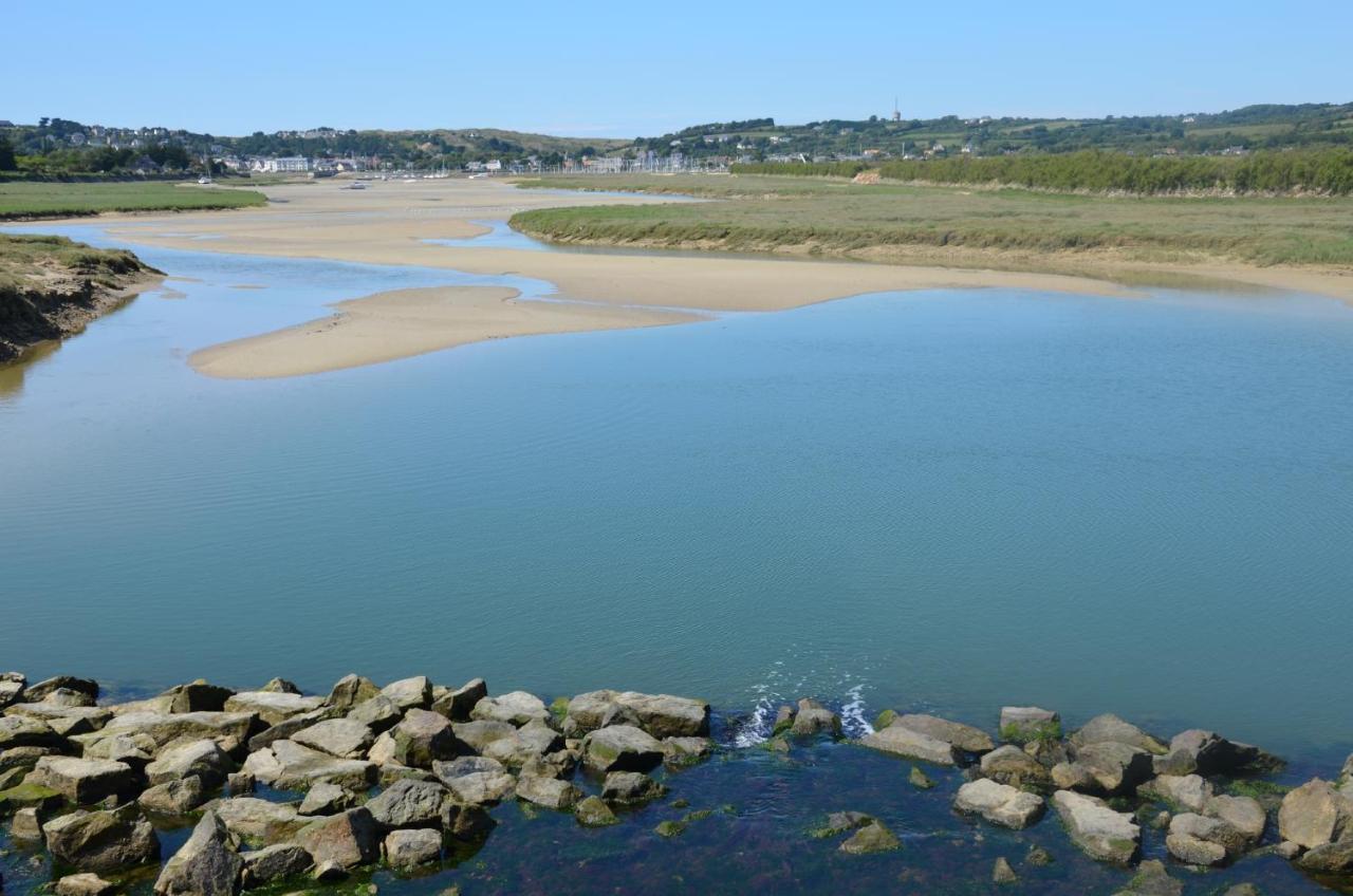 Les Chambres Des Gites Des Isles Barneville-Carteret Esterno foto
