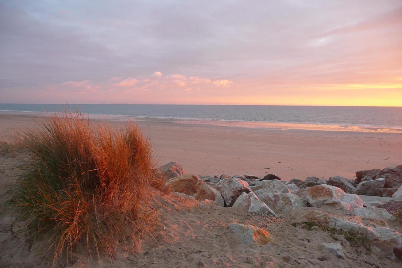 Les Chambres Des Gites Des Isles Barneville-Carteret Esterno foto